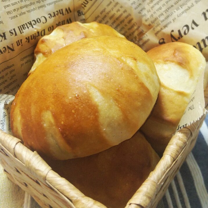 みんな大好き!もちふわしっとりクリームパン!